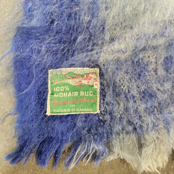 Vintage 100% Mohair Rug or Blanket Made in Scotland for Eaton's - Picture 2 of 7